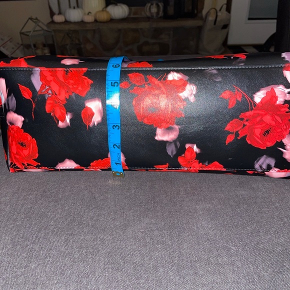 🌹Large Victoria’s Secret Tote Bag🌹 - Picture 9 of 9